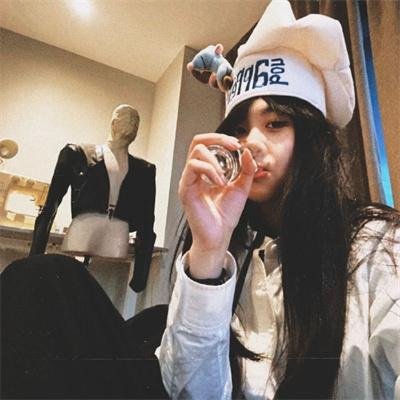 桃花七零我靠医术惊艳家属院